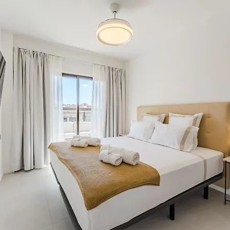 Atlantic View Premium Oceanfront דירה